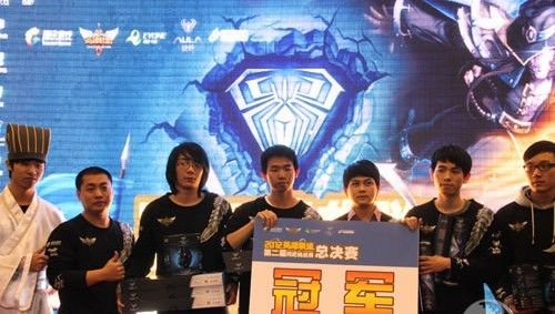 Falcons 在与 3DMAX 的紧张比赛中晋级 ESL Pro League Season 22 半决赛;